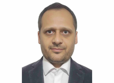 دکتر بنیامین حسینی